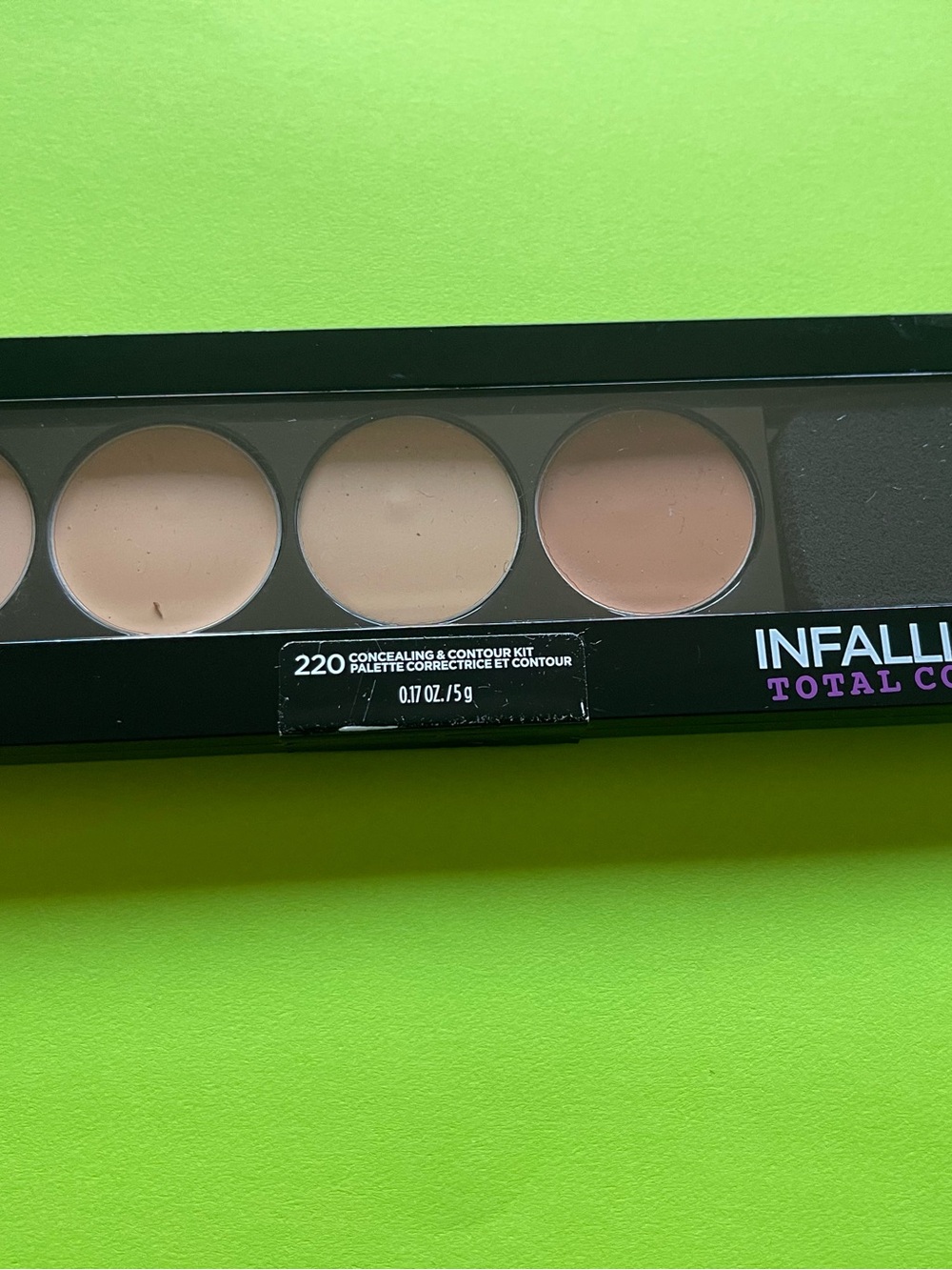 L'Oreal Infallible Total Cover Concealing & Contour Kit - Cream, Tan, Brown - Picture 2 of 2